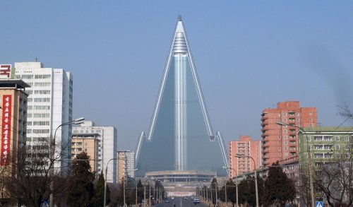 Топ-12: Самые необычные здания со всего мира