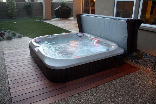 Jacuzzi outdoor