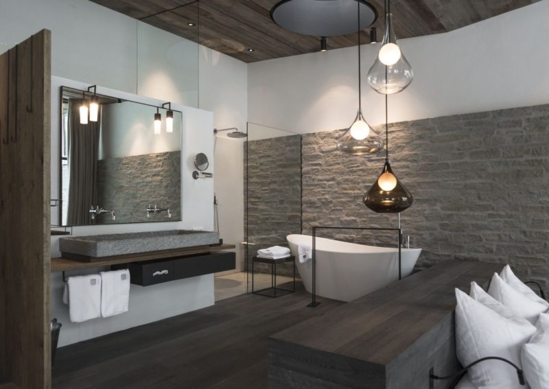 The Defining Design Elements Of Luxury Bathrooms