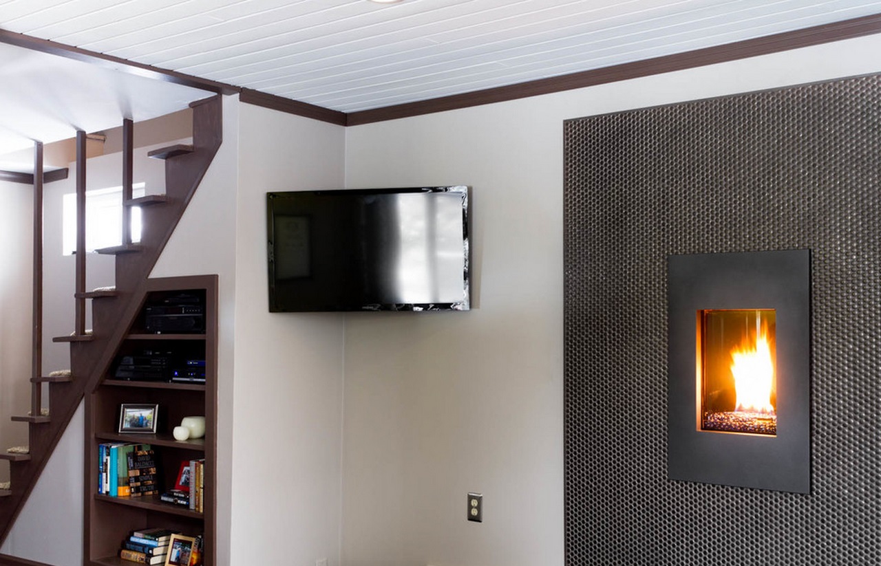 corner-mounted-TV-minimalist-look