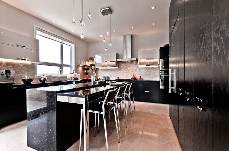 Black Minimal Kitchen design