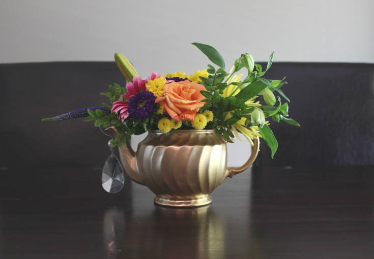gold teapot flower vase