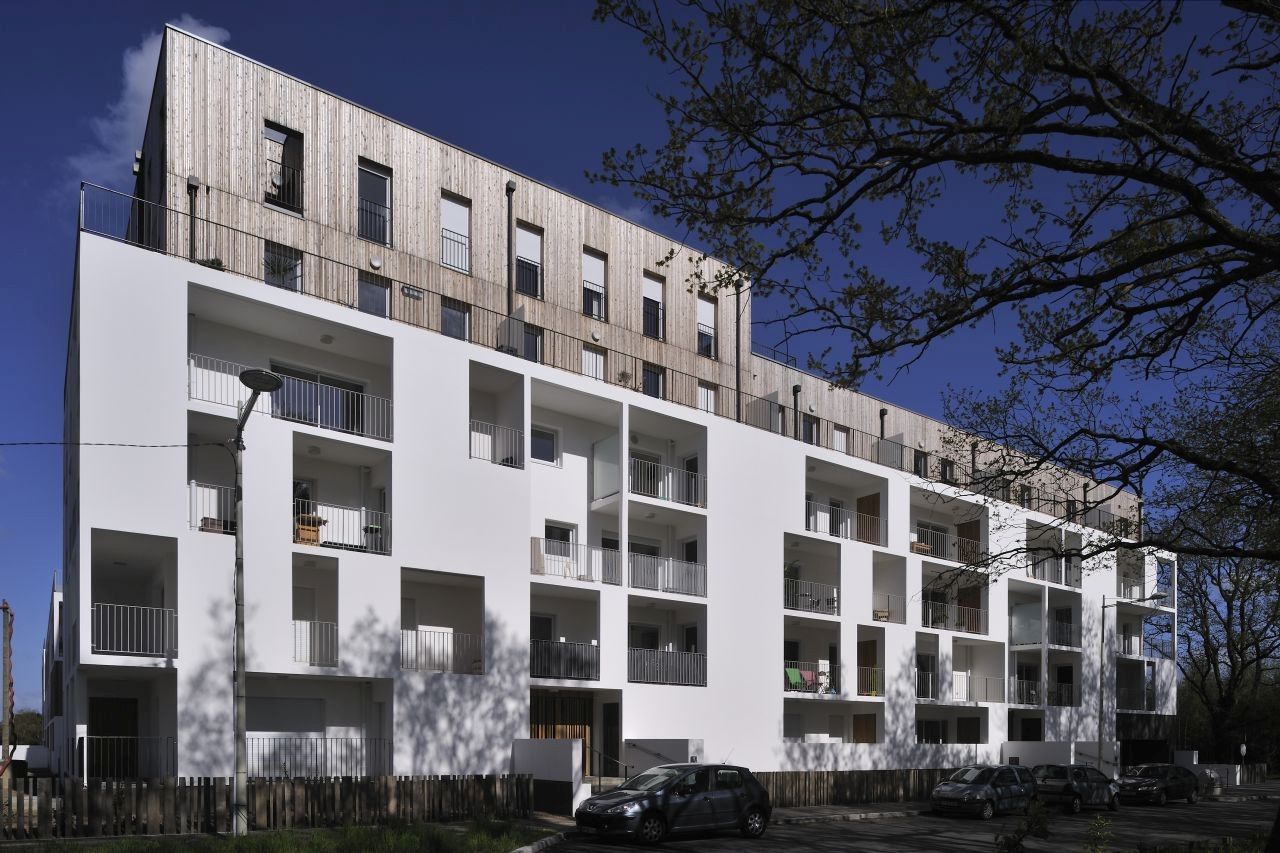Esteban apartment complex by Leibar-Seigneurin Building Facade