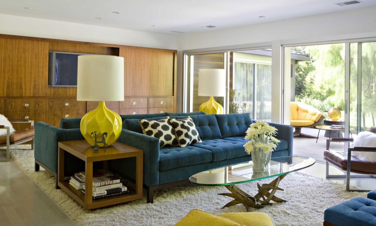 Color, open space and a light and airy feel are elements of mid-century modern design.