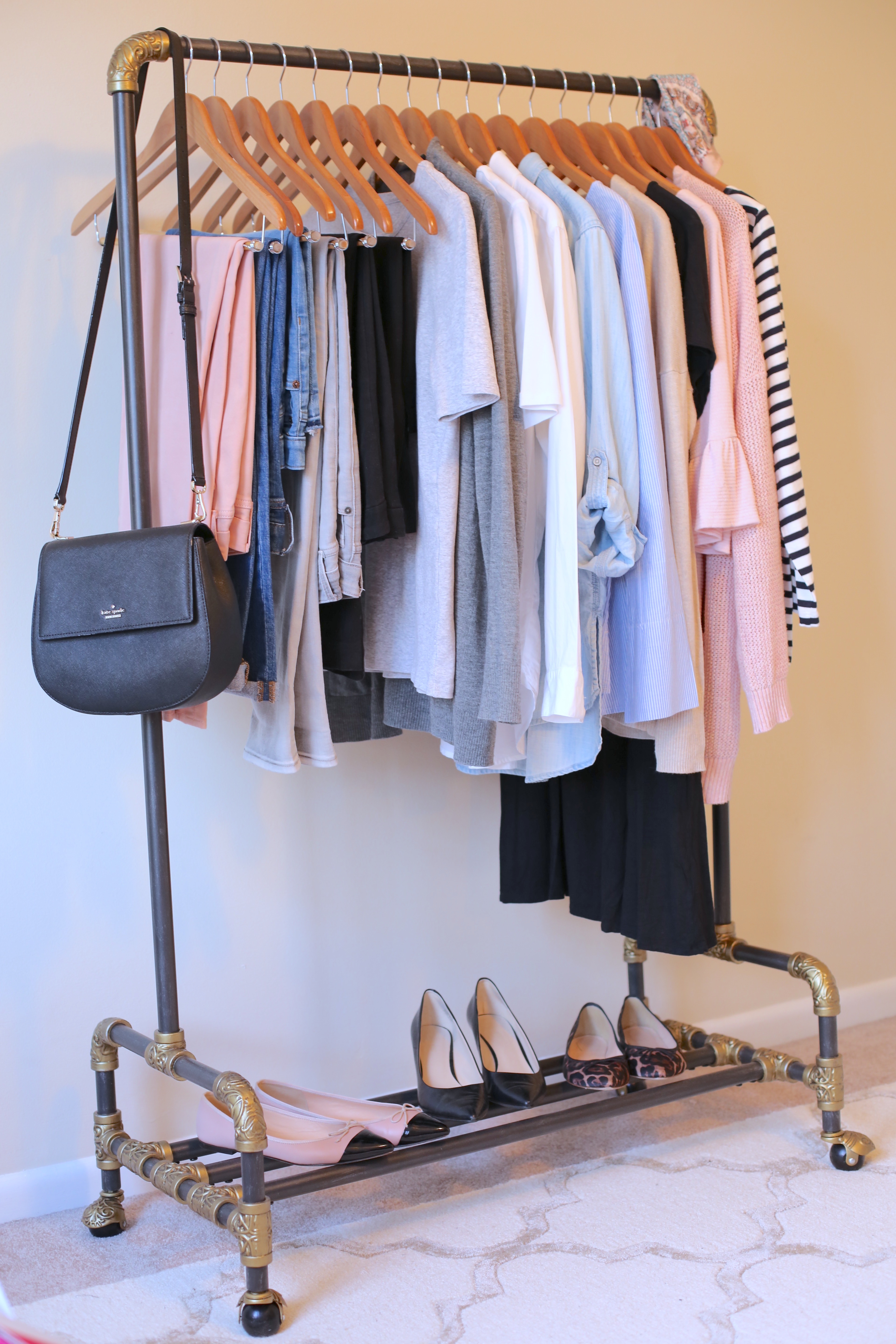 How To Start A Capsule Wardrobe: 5 Step Visual Guide & Guide Sheet How-To-Start-a-Capsule-Wardrobe-popular-patterns