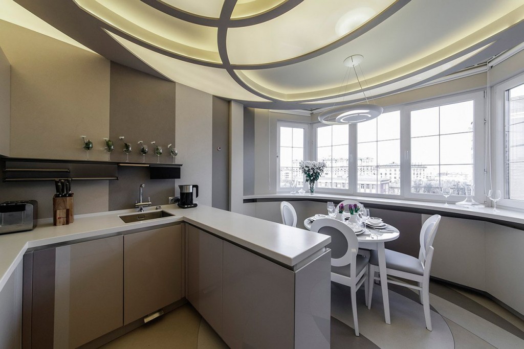 Дизайн кухни с лоджией в трехкомнатной квартире