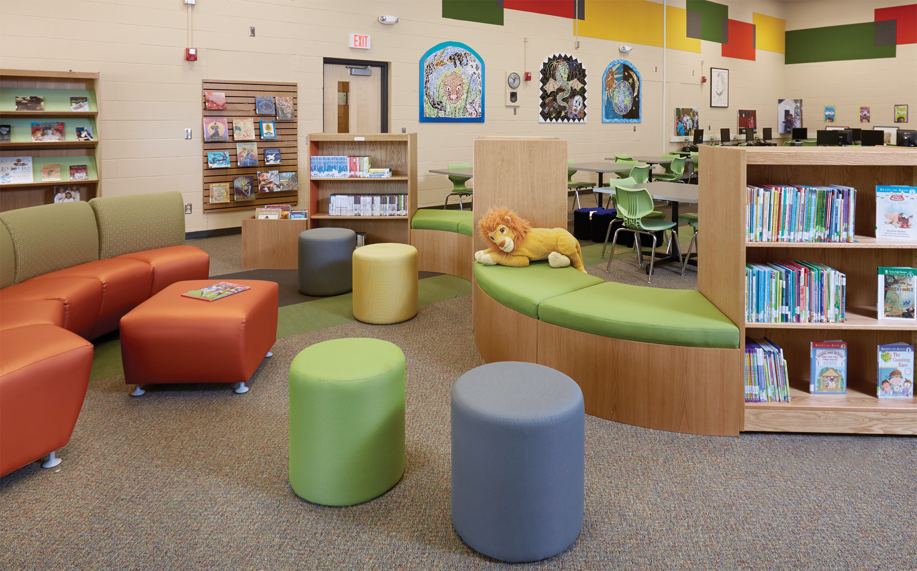 Мебель для читального зала библиотеки