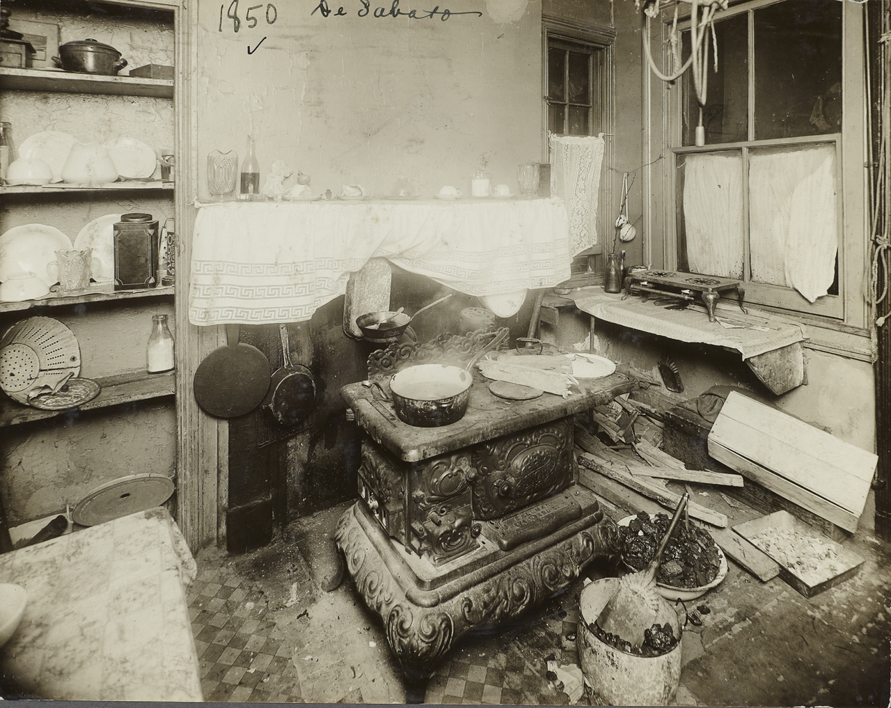 Кухня в доходном доме. 1910