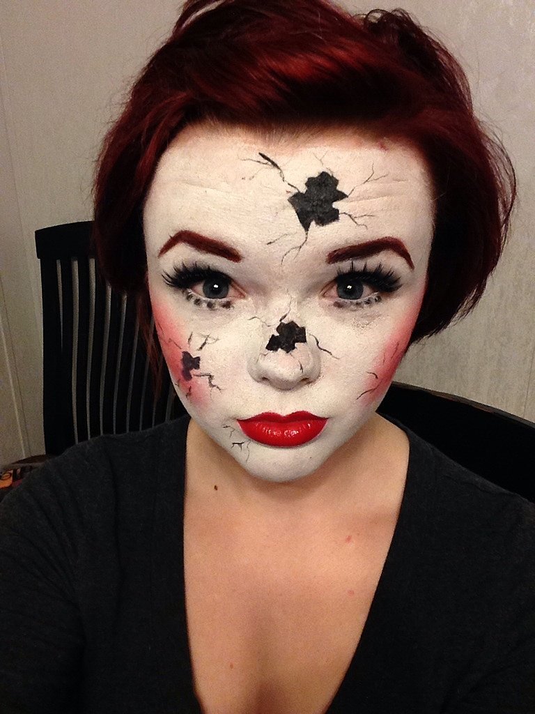 Попробуй повтори: ну очень много идей для макияжа на Хэллоуин от визажистов и обычных девушек