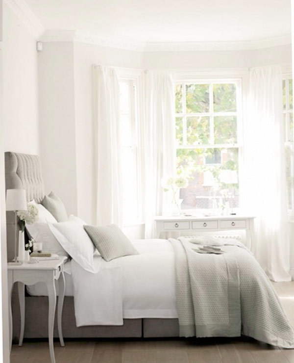 Белые оттенки дизайна спальни