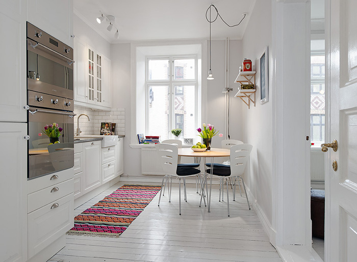 дизайн маленькой кухни белого цвета фото