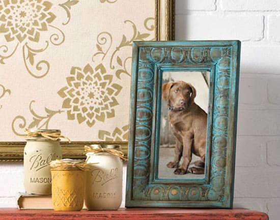 DIY frame distressed with chalk paint