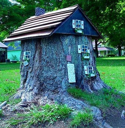  домик в дереве 