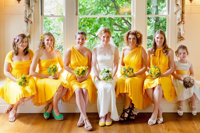 Жёлтая стилизованная свадьба