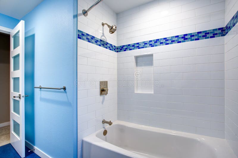 Gorgeous bathroom with blue walls royalty free stock image