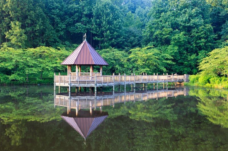 Summer Landscape Gazebo on Lake Vienna VA royalty free stock image