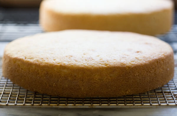 How To Bake A Flat Cake 