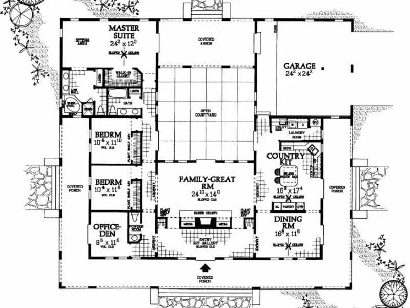 U shaped house plan with a courtyard