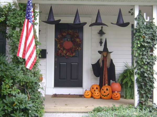 Как украсить порог дома к Хэллоуину