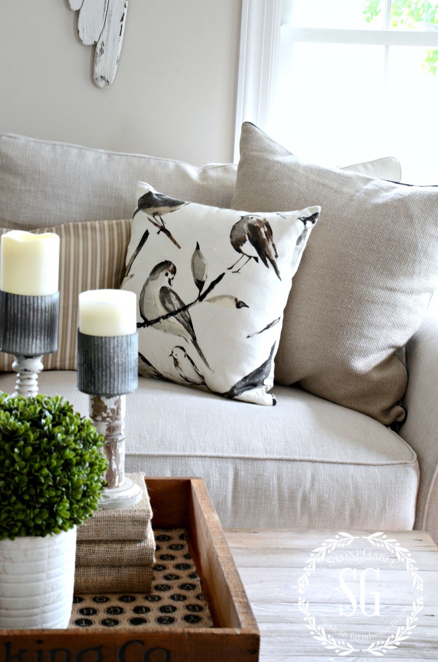 5 INEXPENSIVE WAYS TO REFRESH YOUR LIVING ROOM- Change up pillows-stonegableblog.com