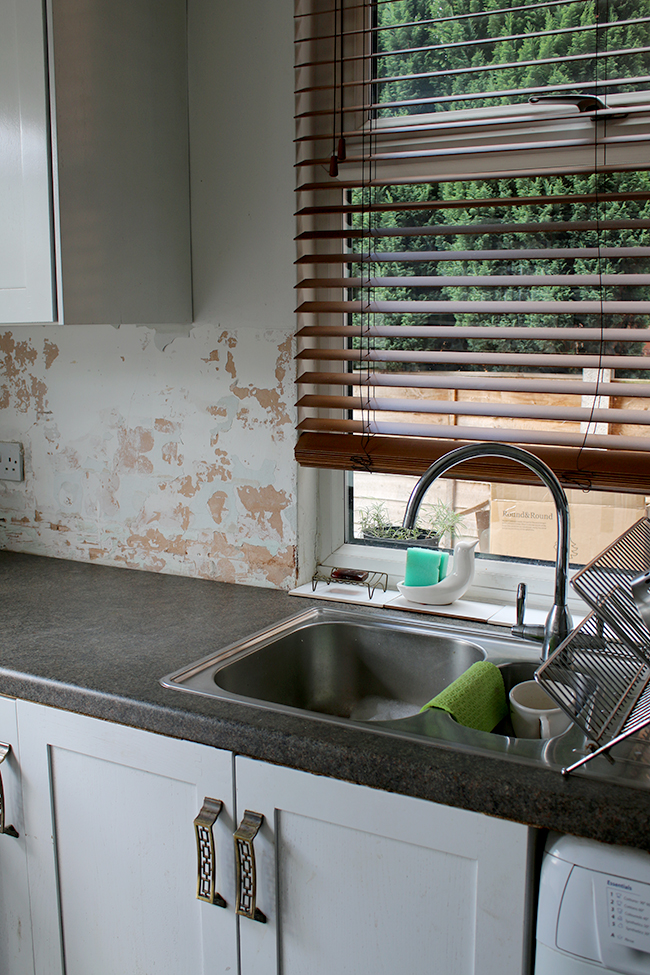 Take a look at our current sink and worktops before we update them to Minerva worktops
