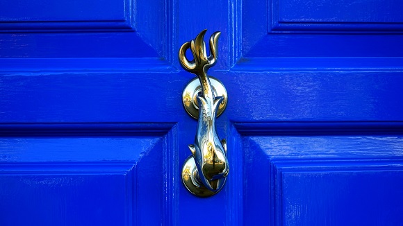 wooden-front-door-furniture